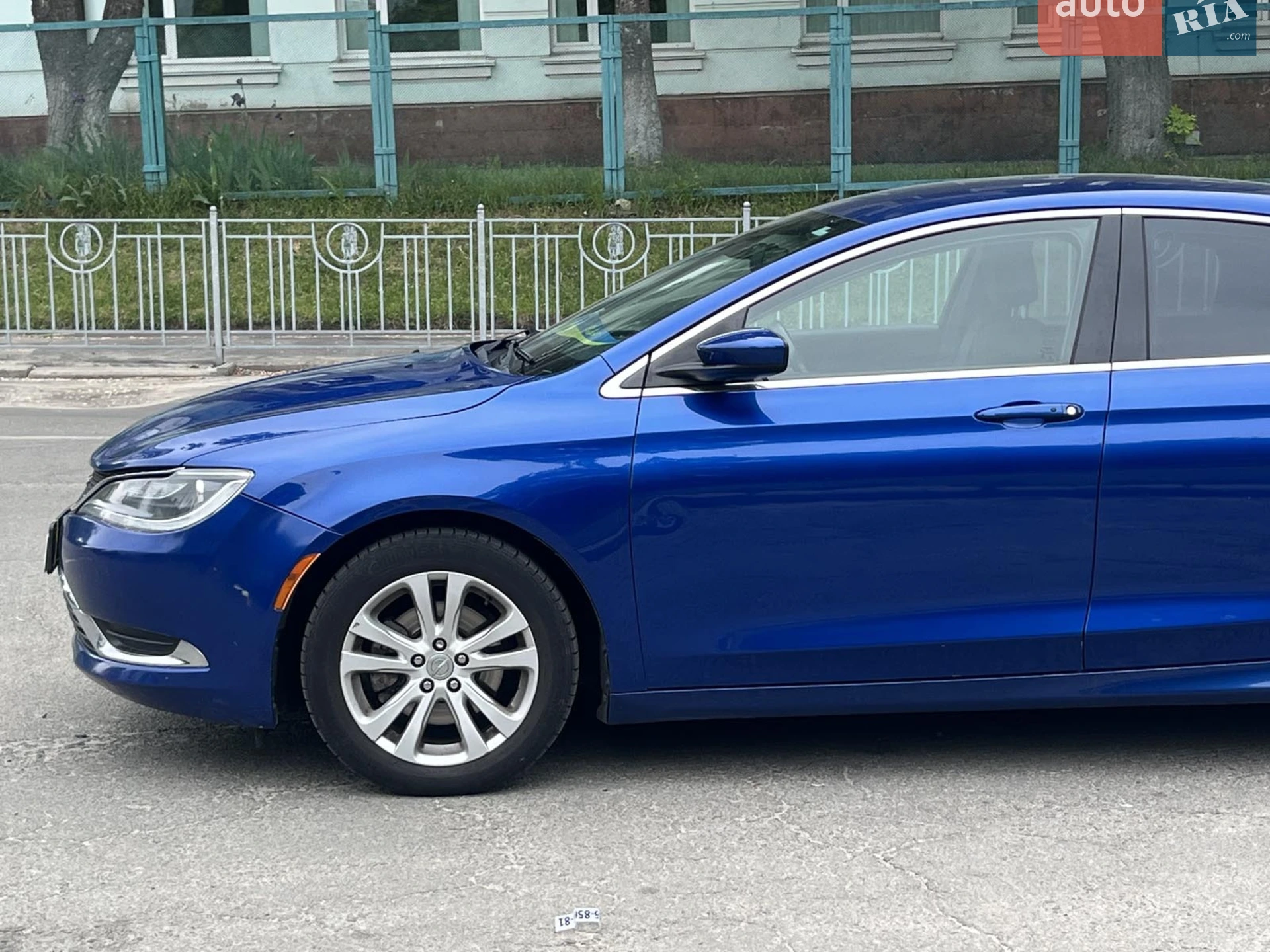 2015 Chrysler 200 - мініатюра 6
