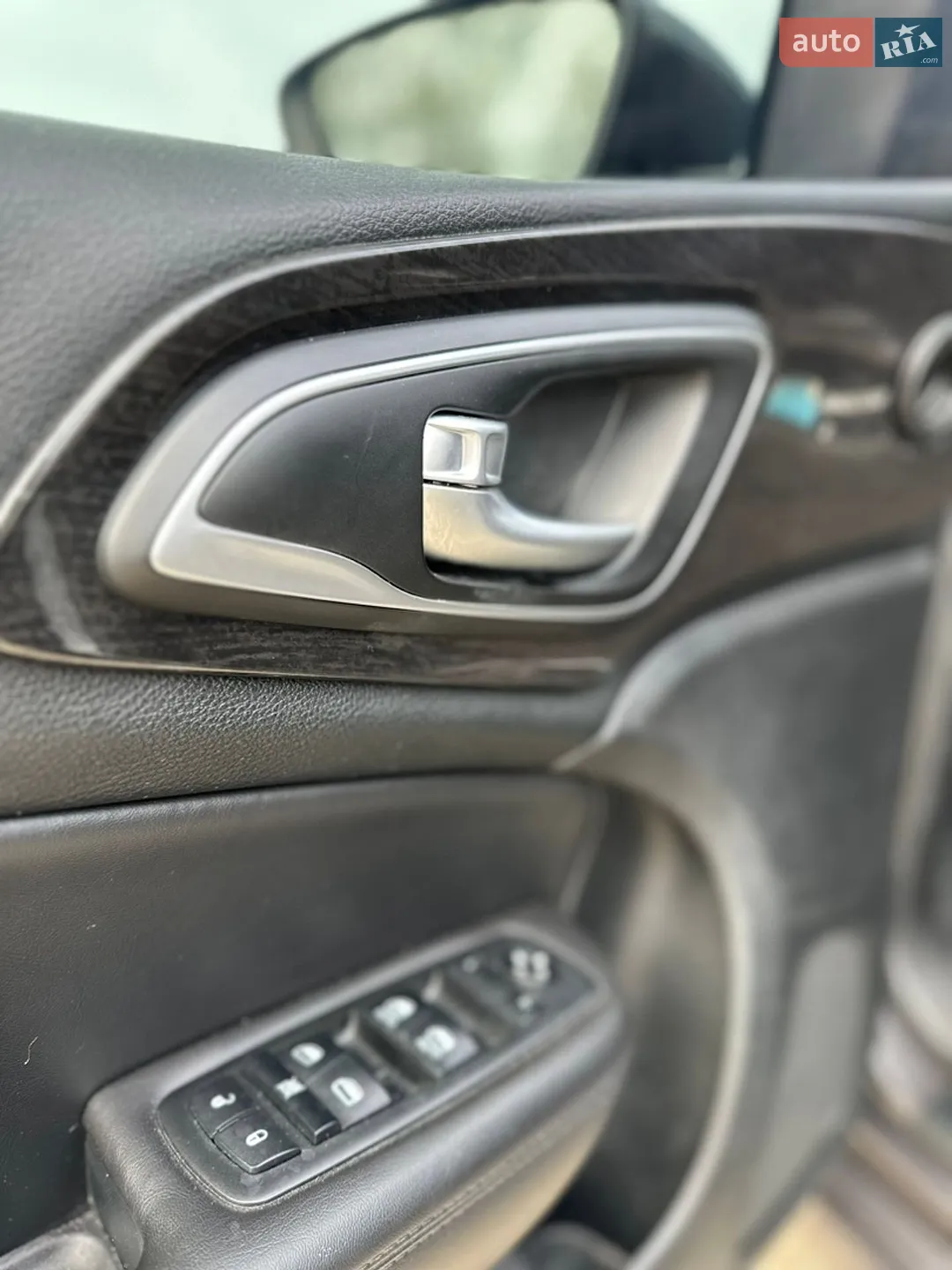 2015 Chrysler 200 - мініатюра 24