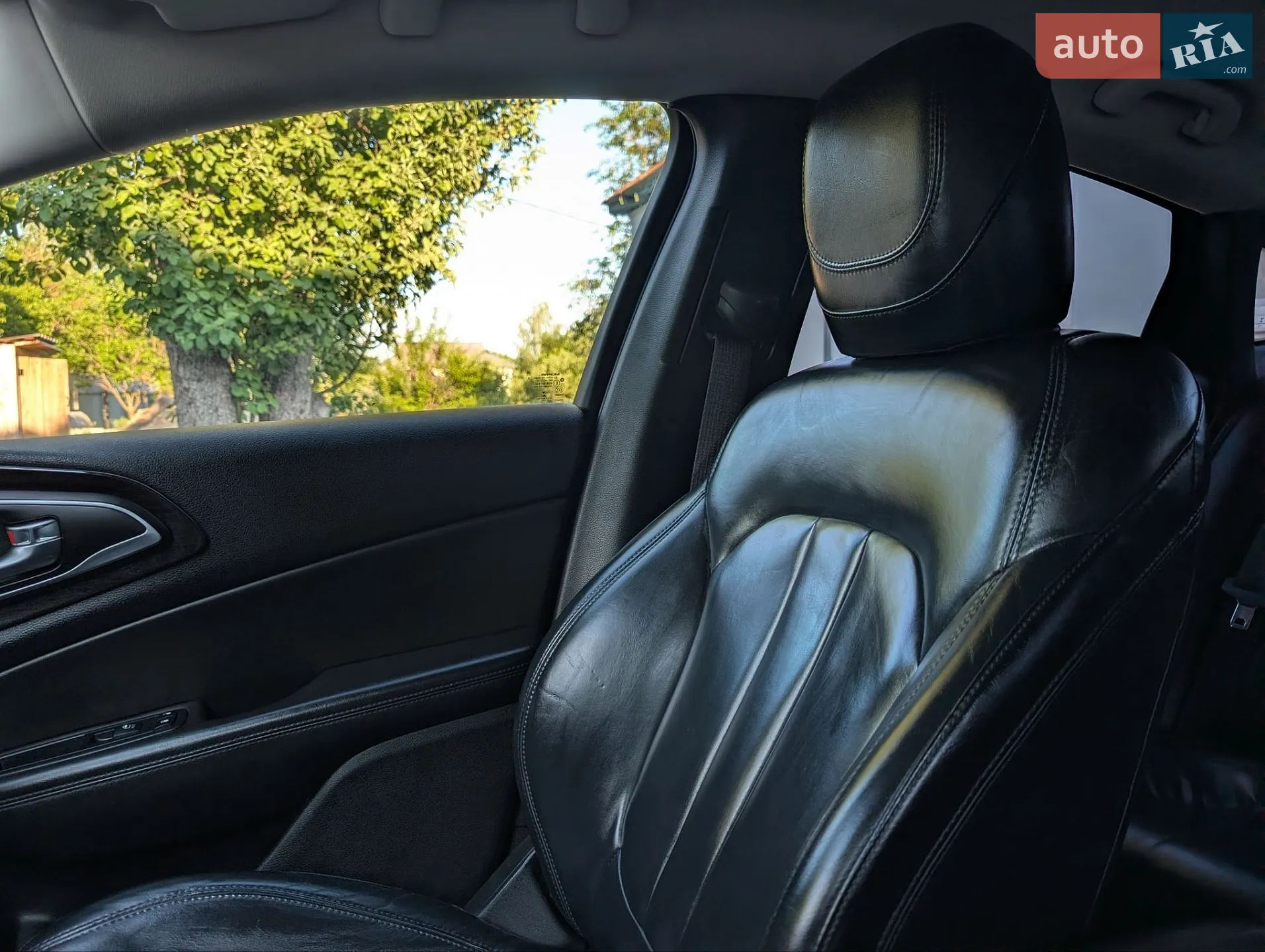 2014 Chrysler 200 - мініатюра 18