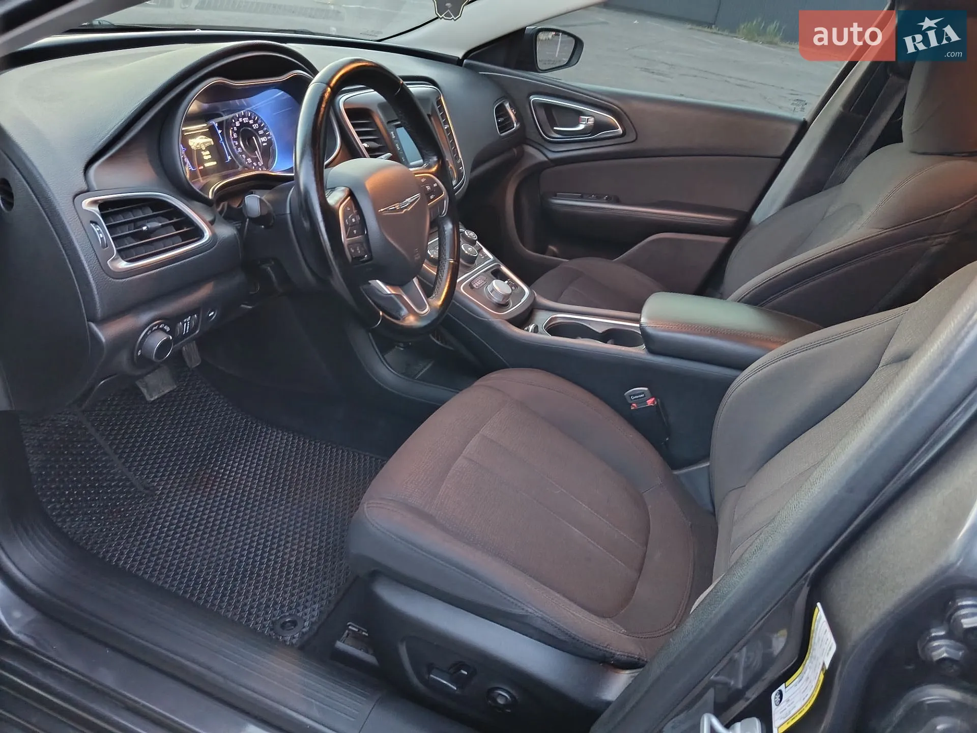 2015 Chrysler 200 - мініатюра 21