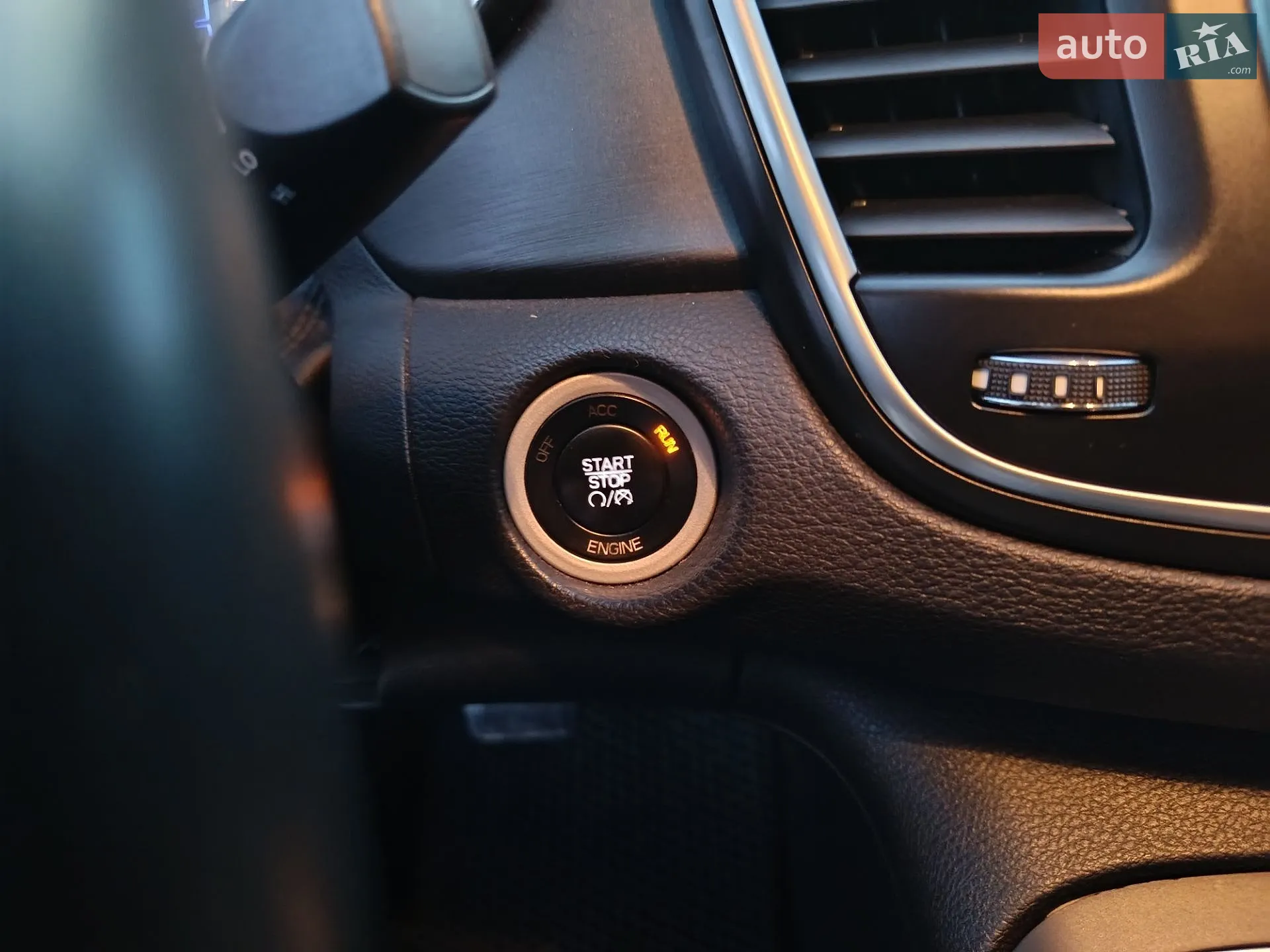 2015 Chrysler 200 - мініатюра 25