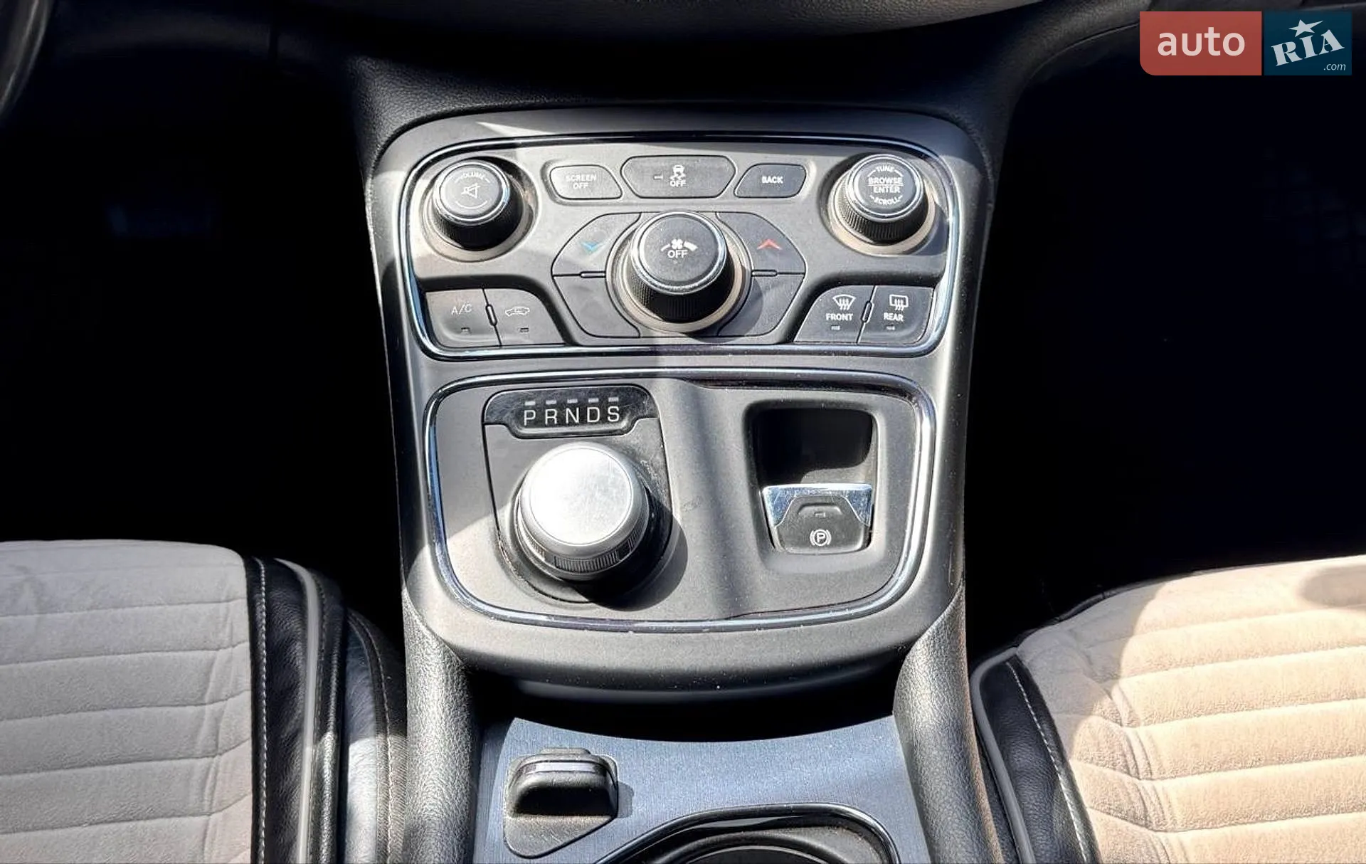 2014 Chrysler 200 - мініатюра 16