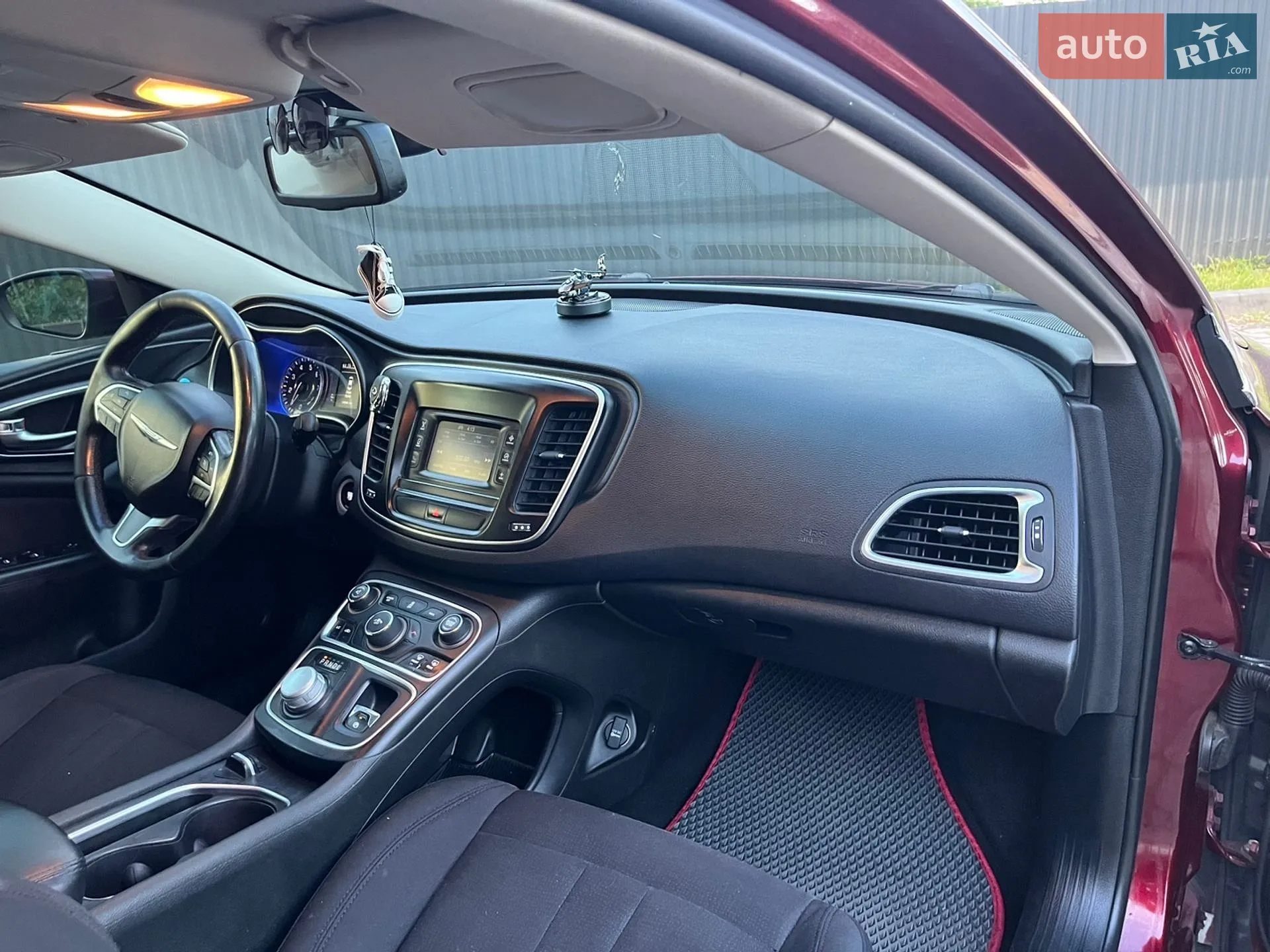 2015 Chrysler 200 - мініатюра 84