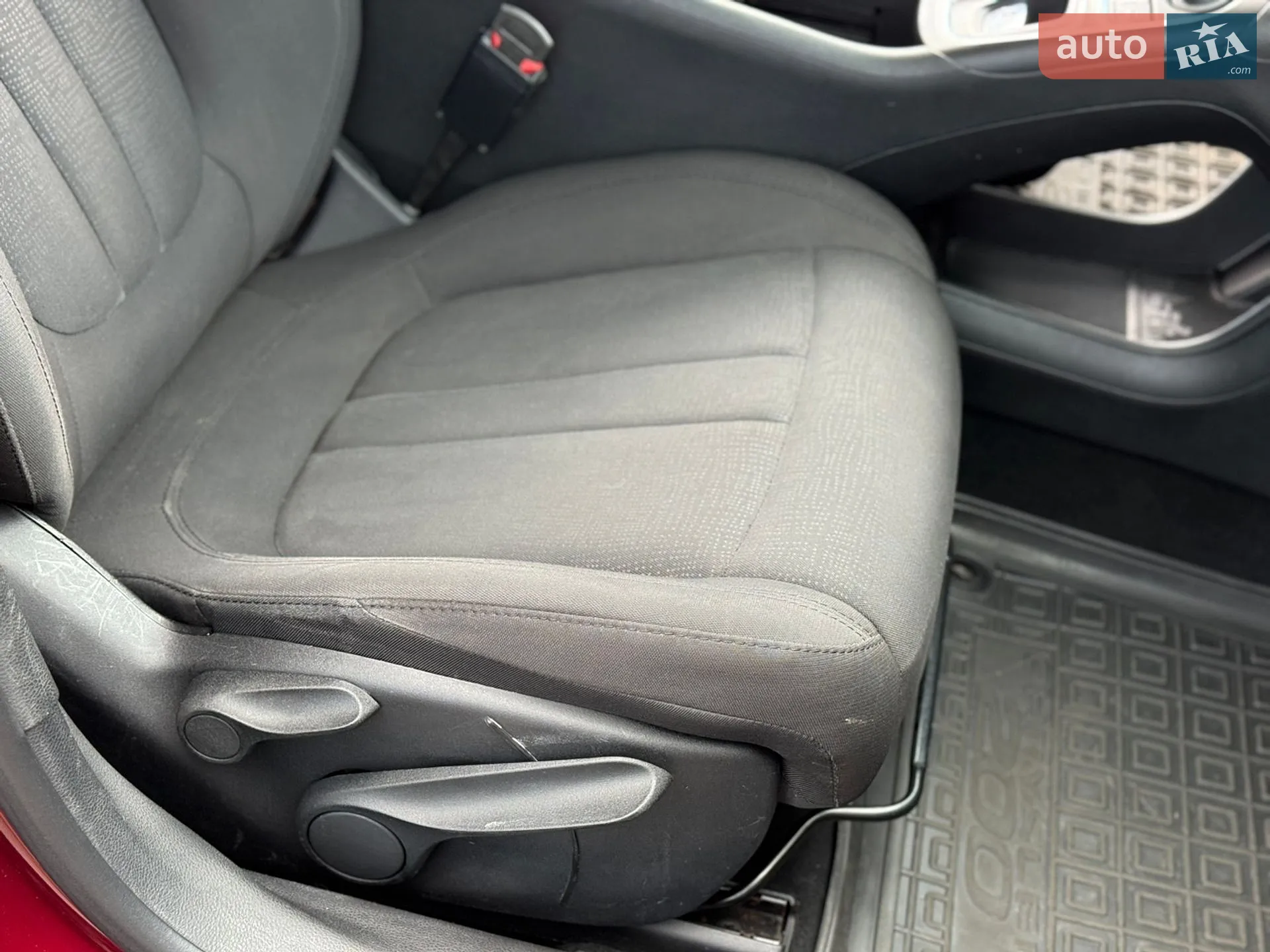 2015 Chrysler 200 - мініатюра 14