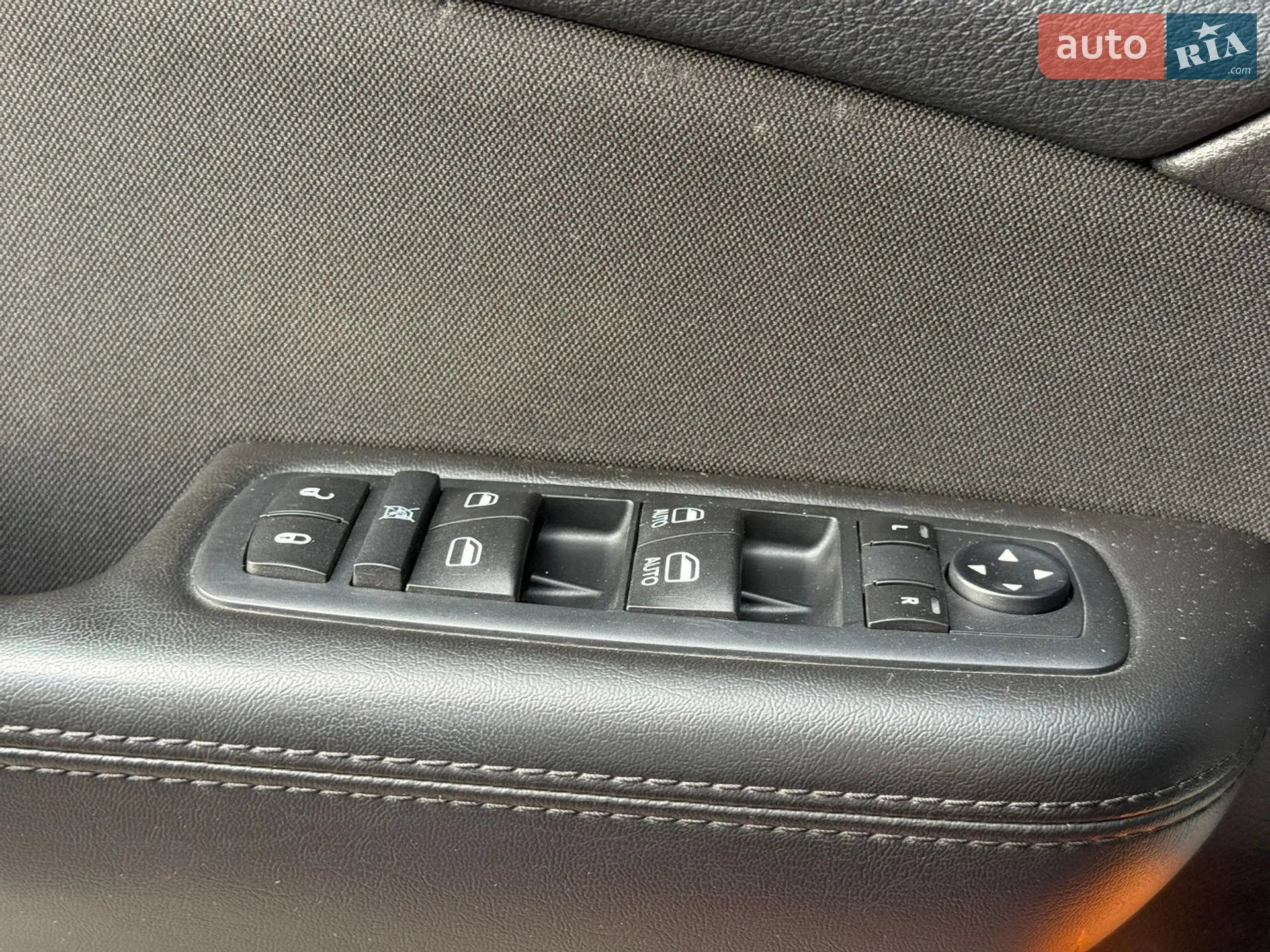2015 Chrysler 200 - мініатюра 21