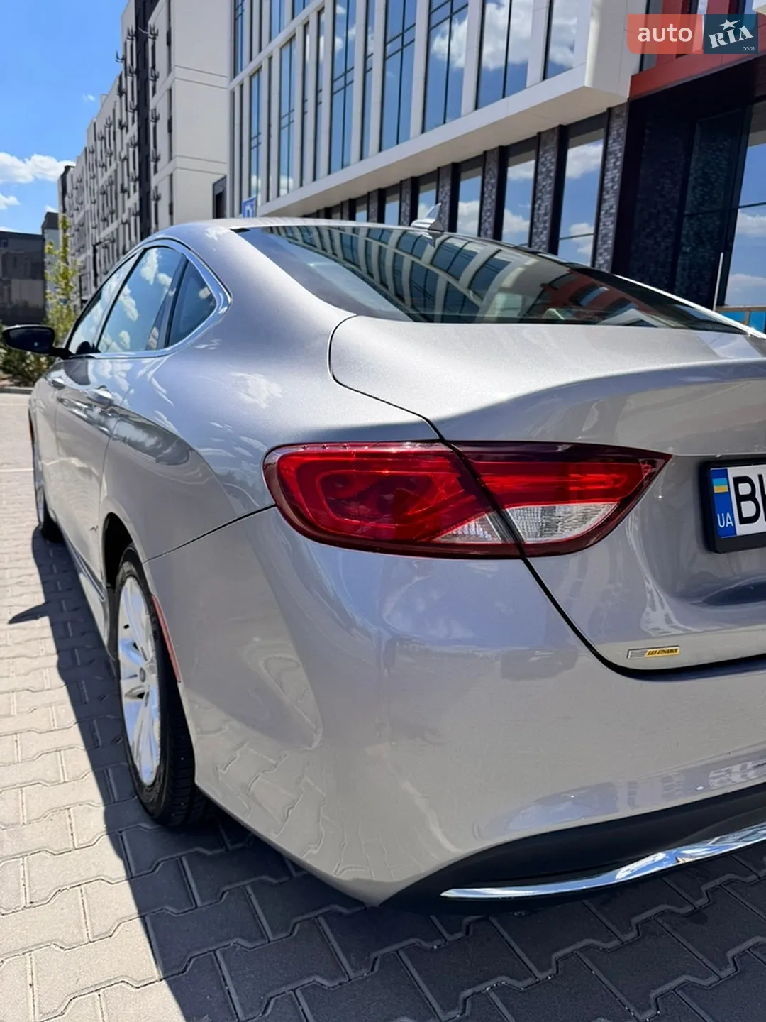 2016 Chrysler 200 - мініатюра 2