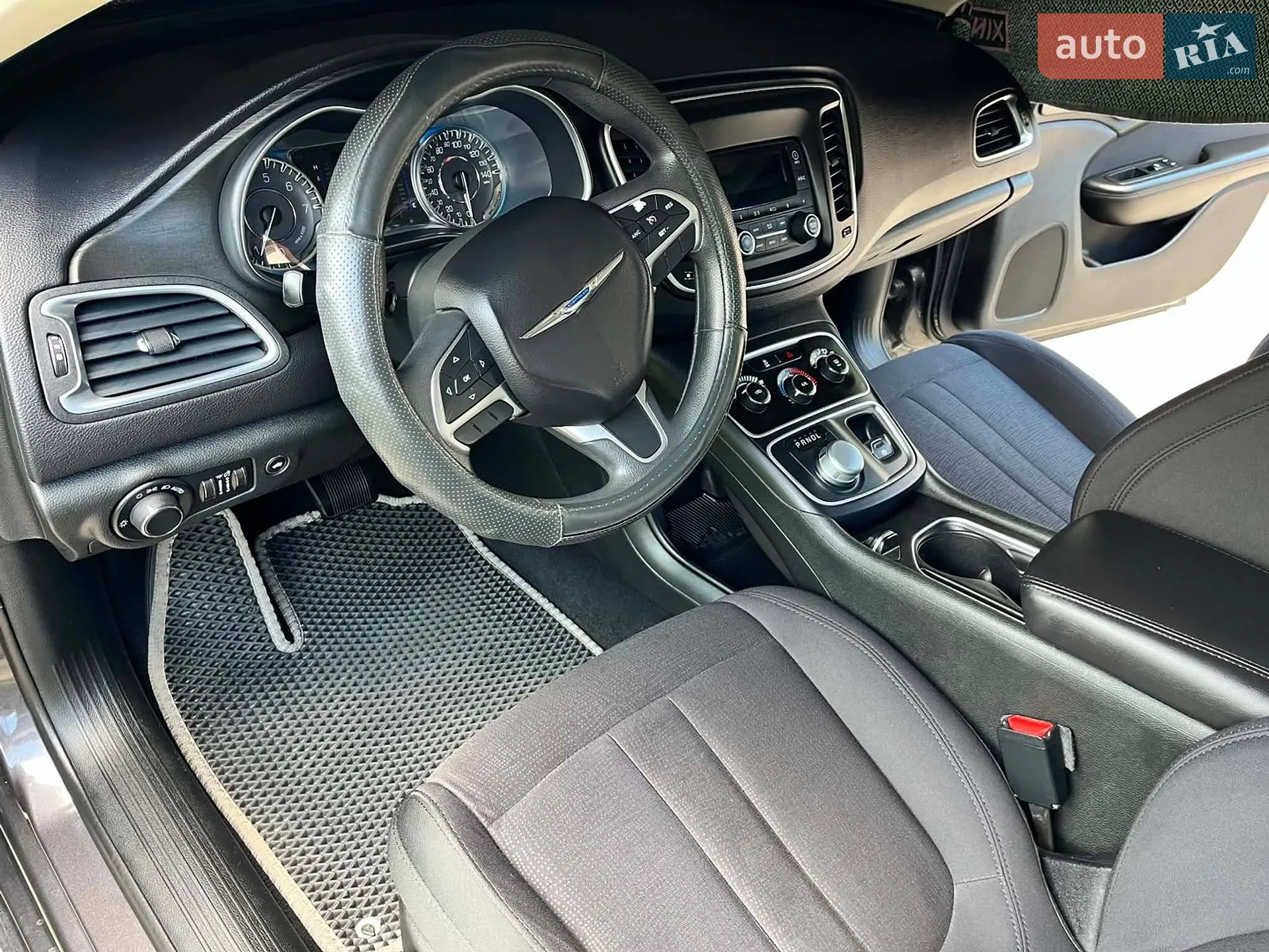 2014 Chrysler 200 - мініатюра 2