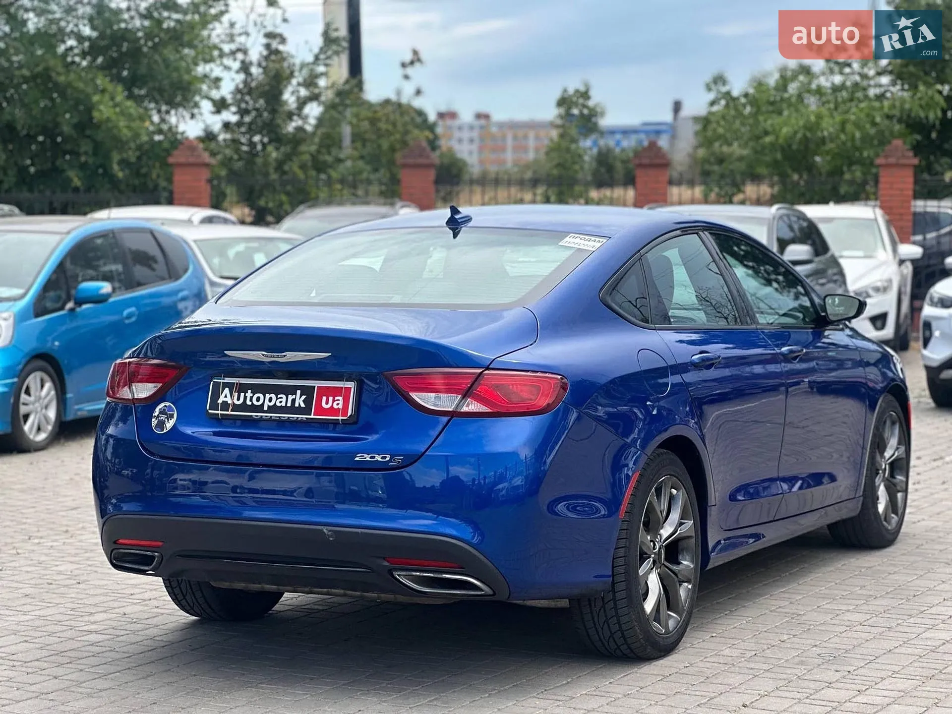 2015 Chrysler 200 - мініатюра 9