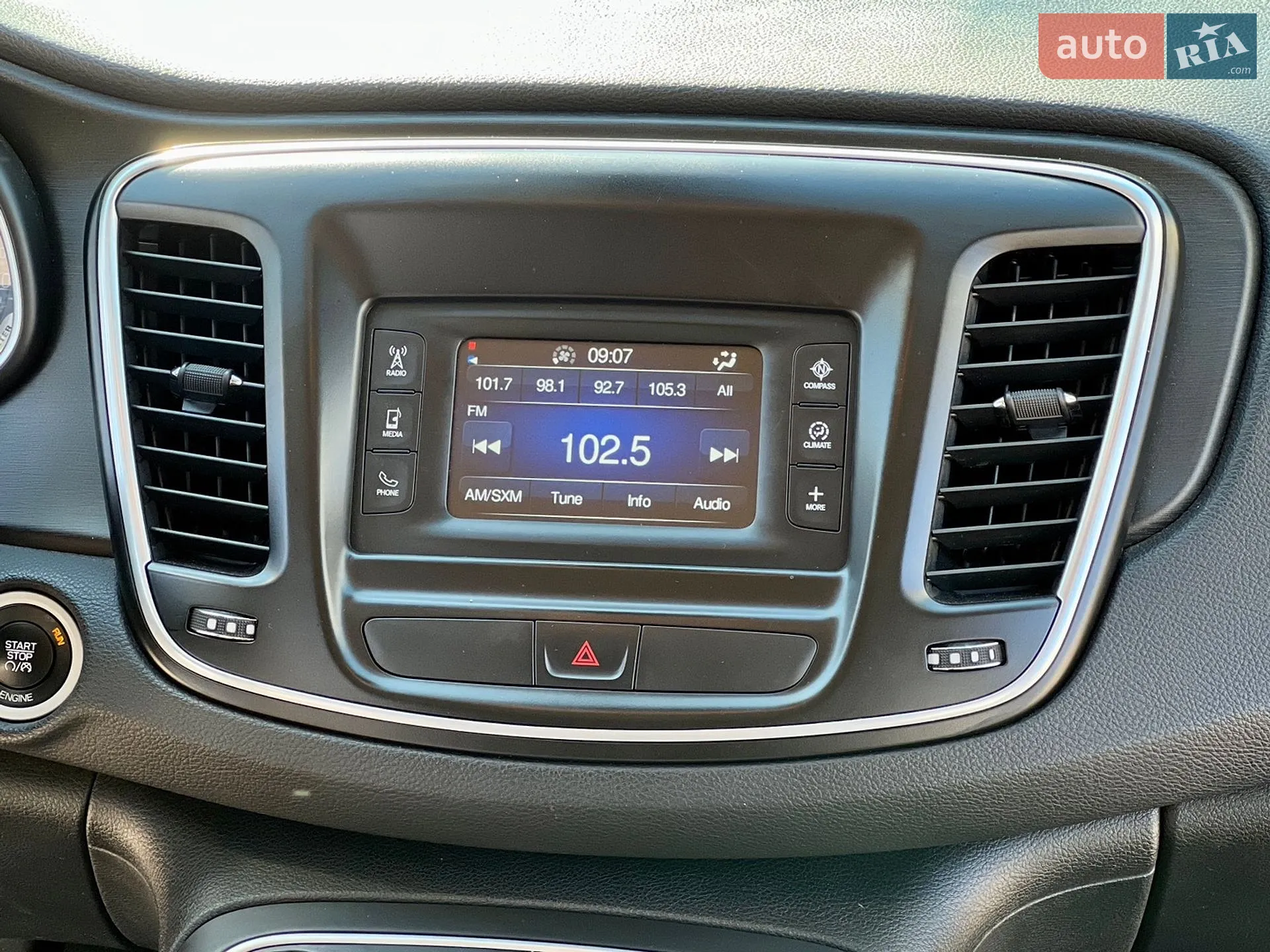 2015 Chrysler 200 - мініатюра 16