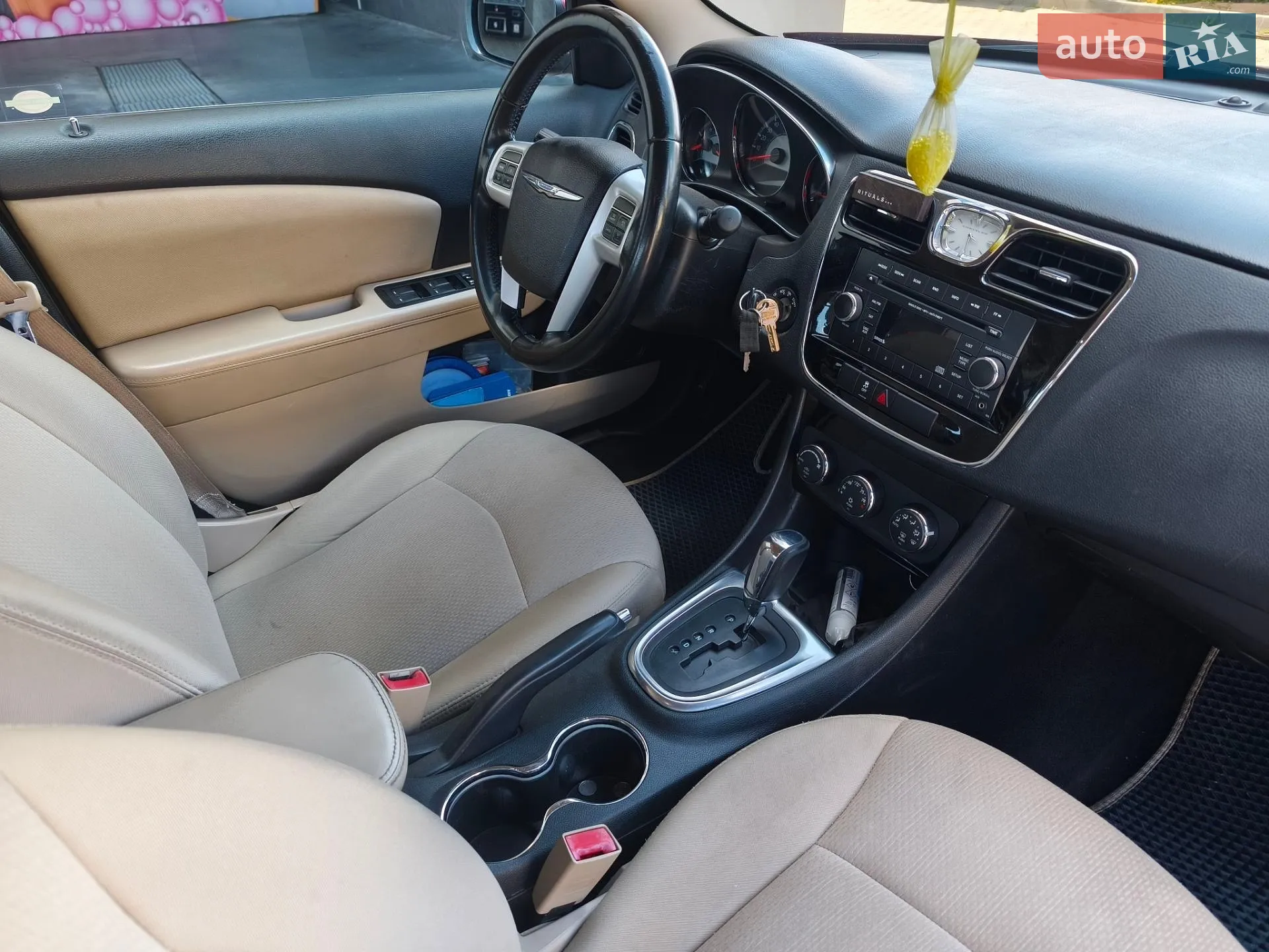 2013 Chrysler 200 - мініатюра 30