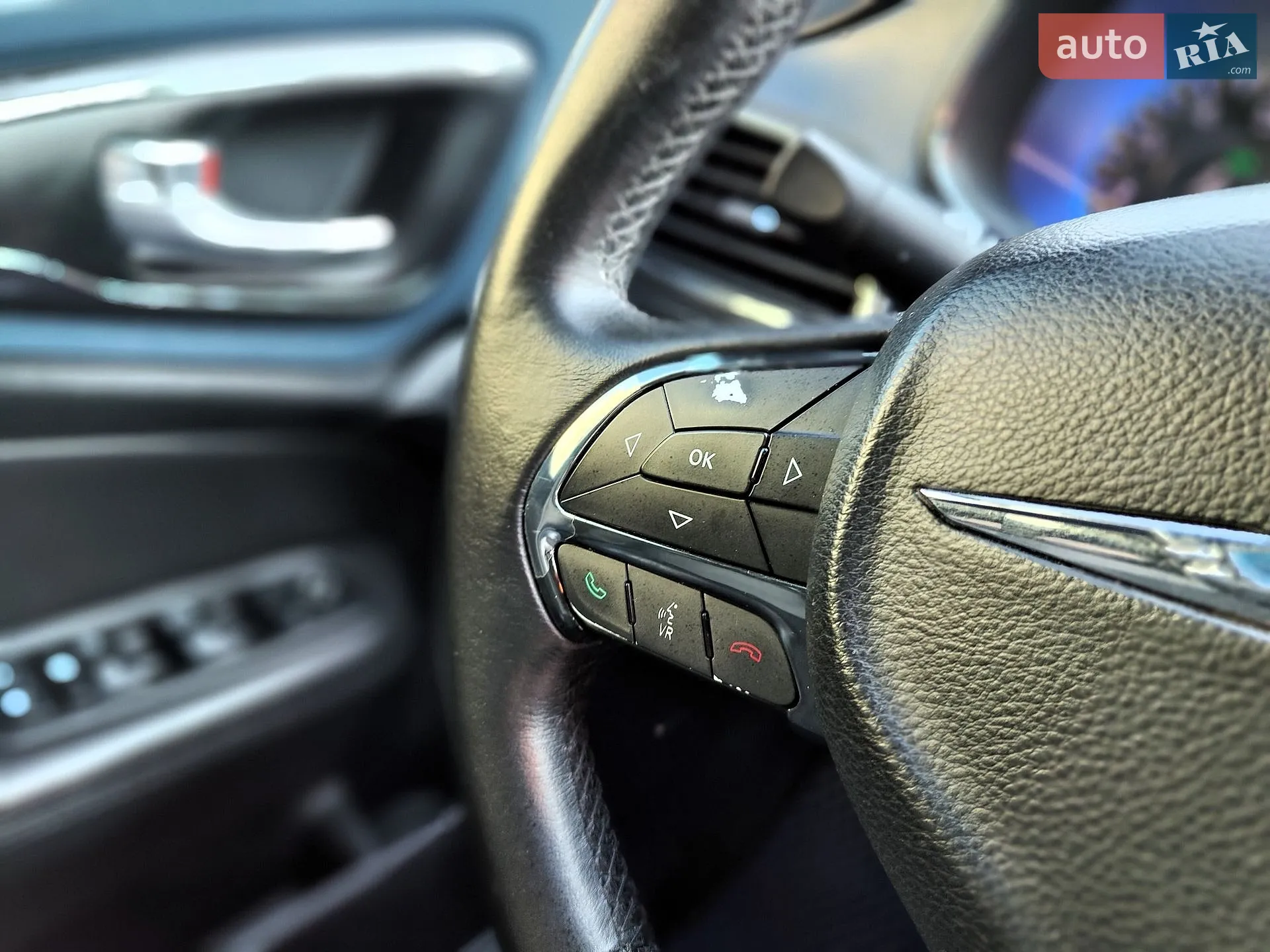 2014 Chrysler 200 - мініатюра 55