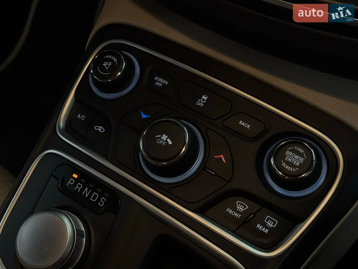 2016 Chrysler 200 - мініатюра 37