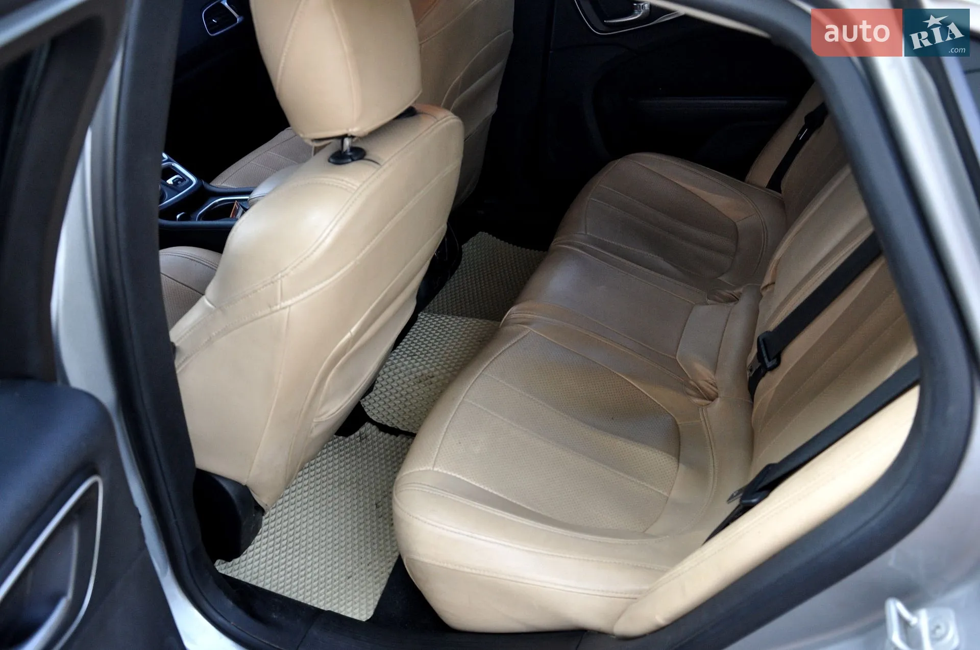 2015 Chrysler 200 - мініатюра 18
