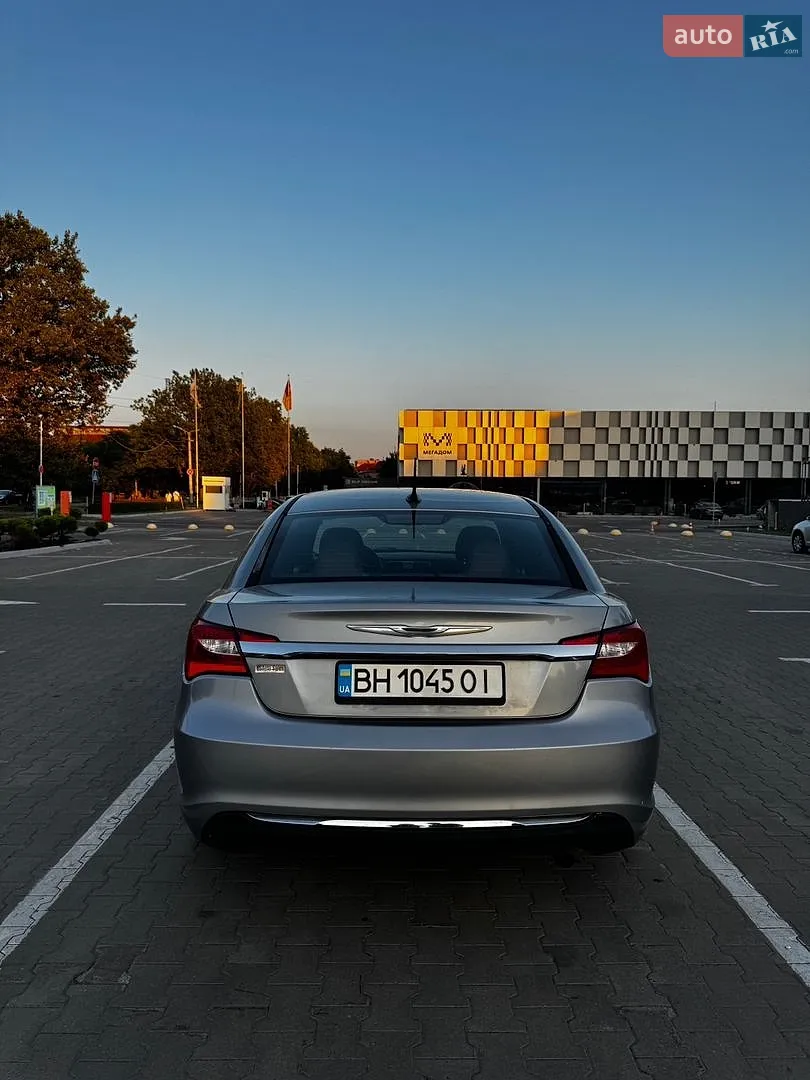 2014 Chrysler 200 - мініатюра 6