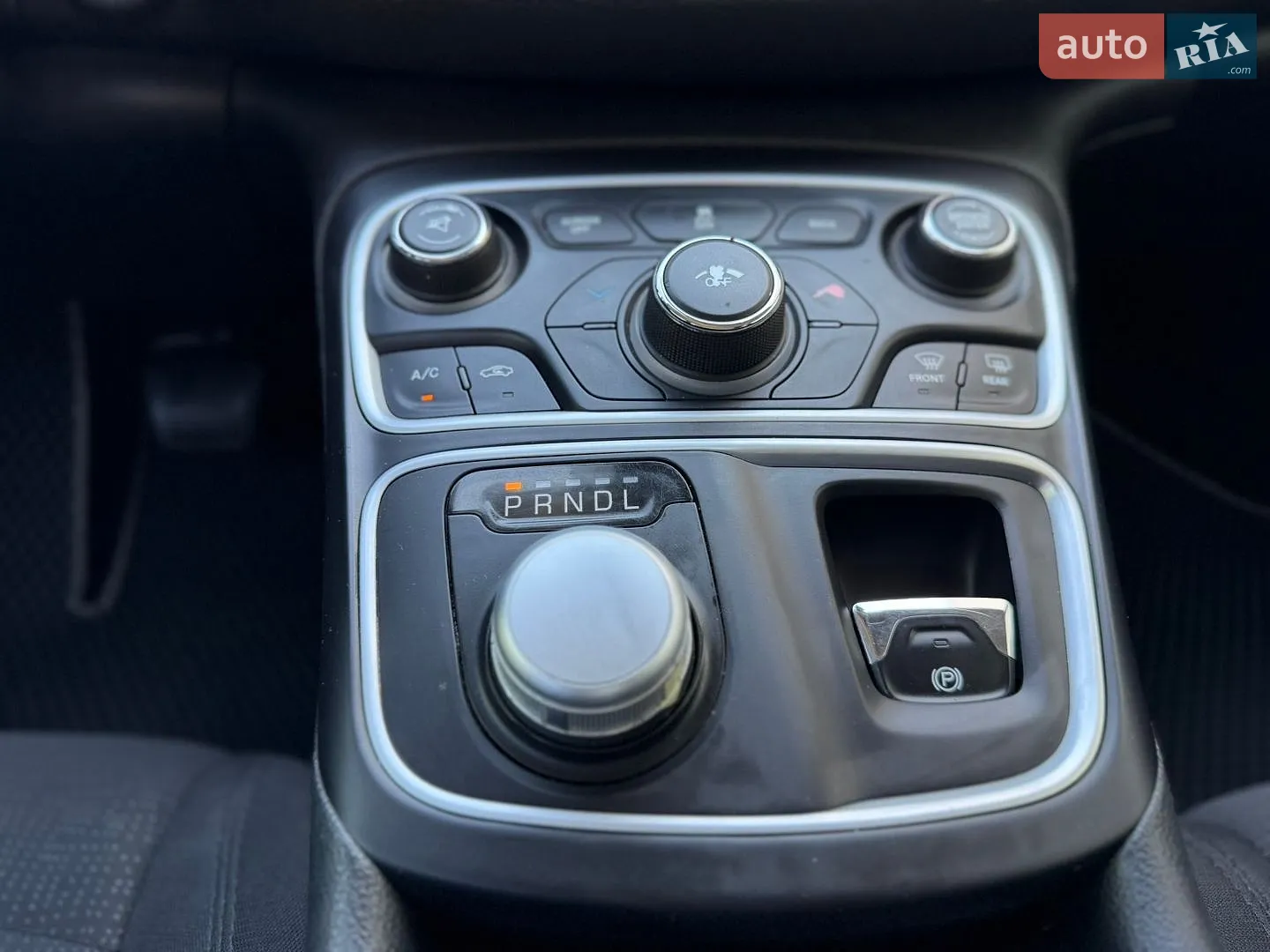 2016 Chrysler 200 - мініатюра 26