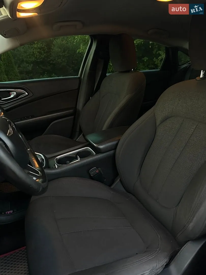 2015 Chrysler 200 - мініатюра 10