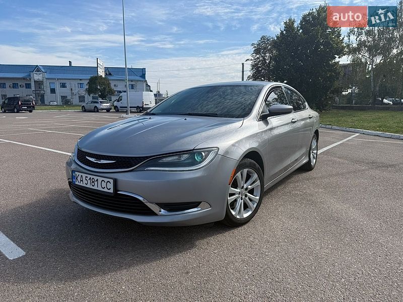 Седан Chrysler 200 2015 в Житомире