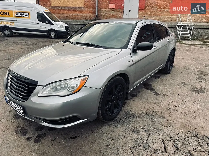 Chrysler 200 2013