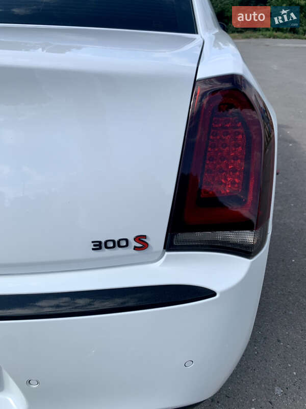 Седан Chrysler 300 S 2018 в Тернополе фото 22 Седан Chrysler 300 S 2018 в Тернополе