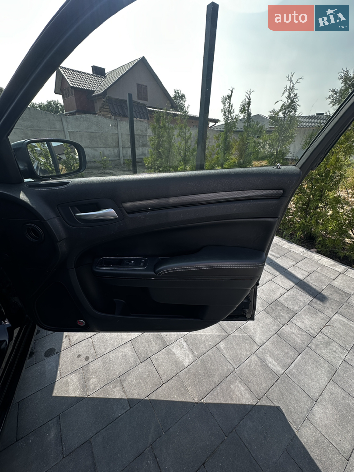 2015 Chrysler 300 - мініатюра 25