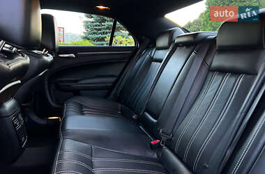 Седан Chrysler 300 S 2015 в 