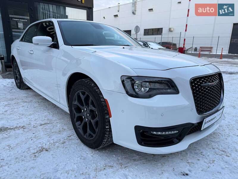 Chrysler 300 S 2022