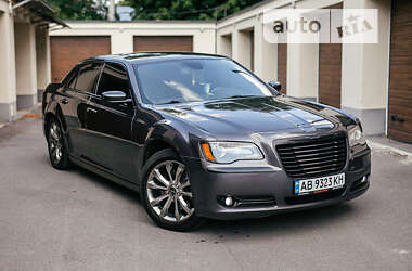 Chrysler 300 2014