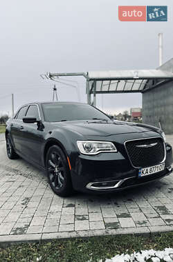 Chrysler 300 2016