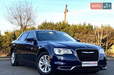 Седан Chrysler 300 2016 в 
