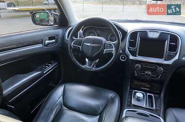 Седан Chrysler 300 2016 в 