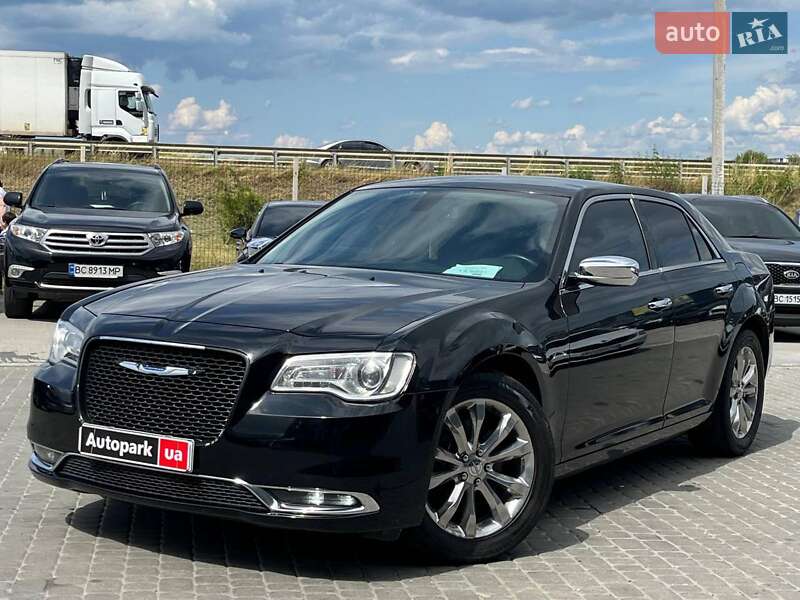 Седан Chrysler 300 2018 в 