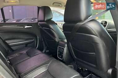 Седан Chrysler 300 2018 в 