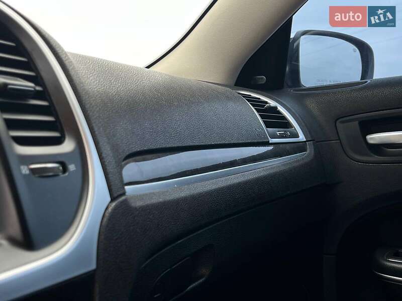 Седан Chrysler 300 2018 в Києві