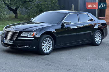 Седан Chrysler 300 2012 в Києві