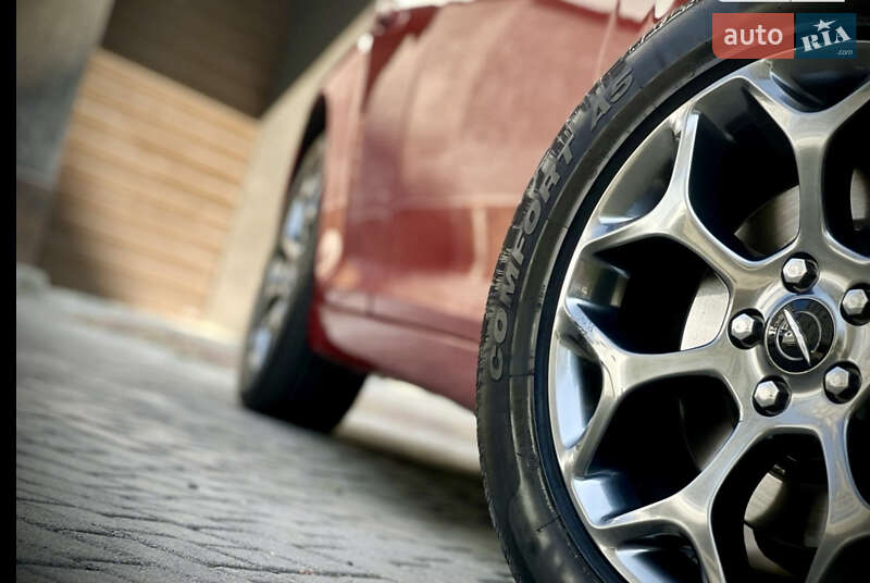 Седан Chrysler 300 2016 в Хмельницком