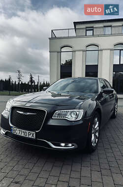 Chrysler 300 2016