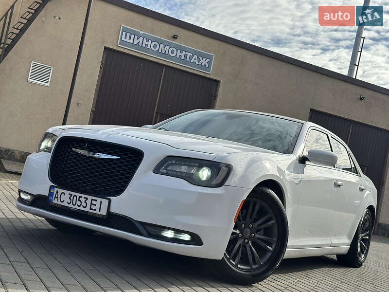 Седан Chrysler 300 2017 в Владимире фото 31 Седан Chrysler 300 2017 в Владимире