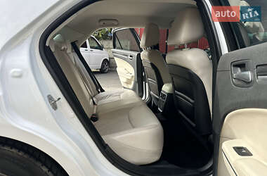 Седан Chrysler 300 2017 в  фото 68 Седан Chrysler 300 2017 в