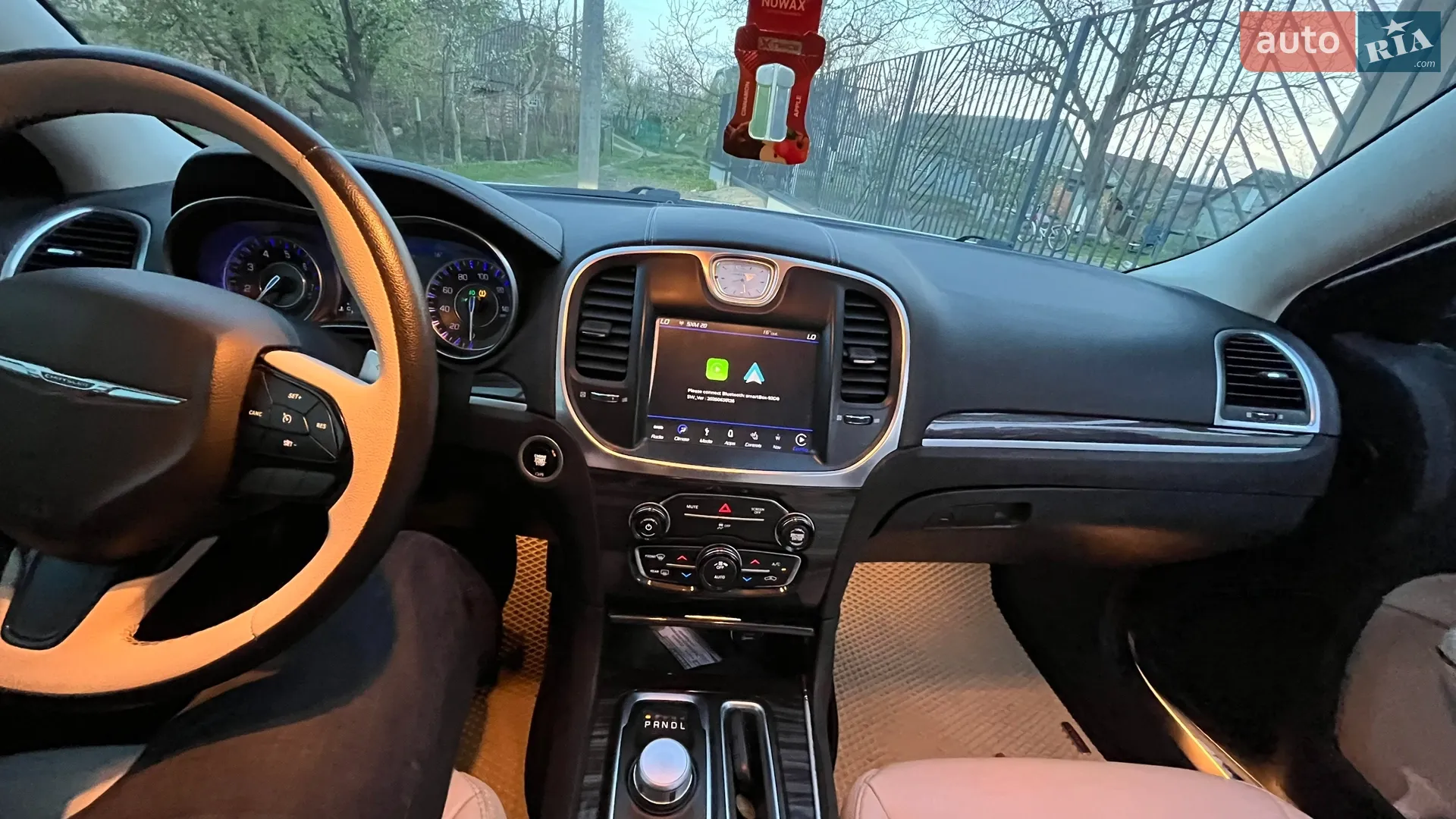 2017 Chrysler 300 - мініатюра 9