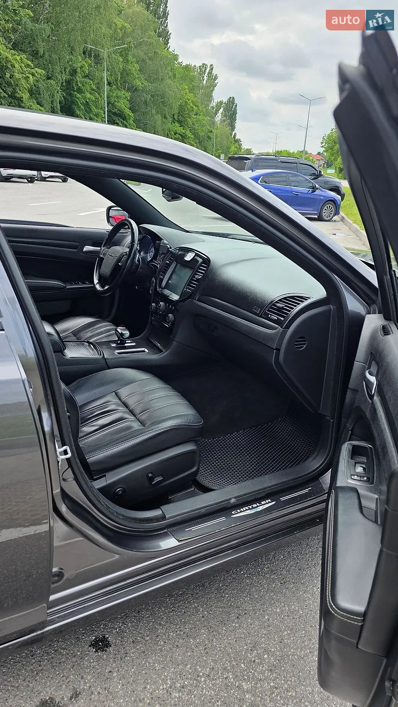 2014 Chrysler 300 - мініатюра 8