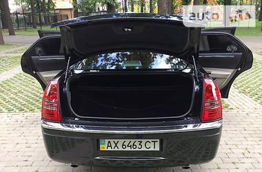 Седан Chrysler 300C 2006 в Харькове