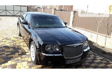 Седан Chrysler 300C 2005 в Виннице