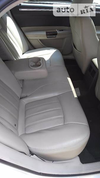 Седан Chrysler 300C 2007 в Києві