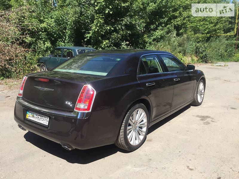 Седан Chrysler 300C 2012 в Хмельницком фото 7 Седан Chrysler 300C 2012 в Хмельницком