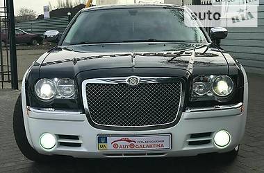 Седан Chrysler 300C 2008 в Ровно