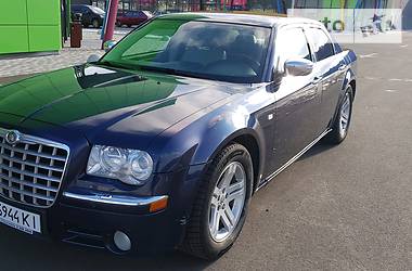 Седан Chrysler 300C 2005 в Киеве