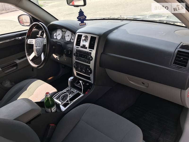 Универсал Chrysler 300C 2007 в Галиче