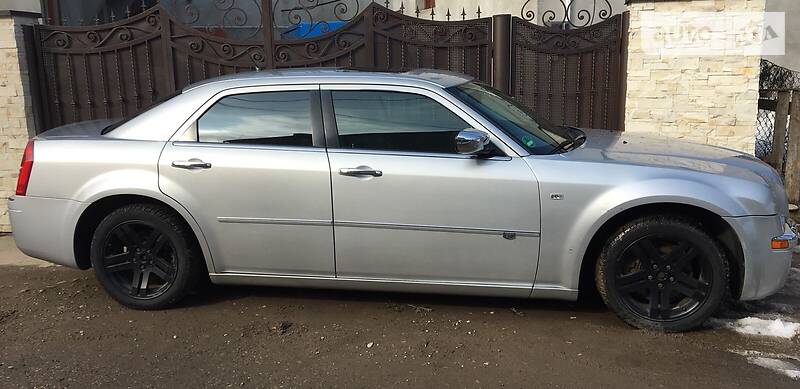 Седан Chrysler 300C 2007 в Хусті
