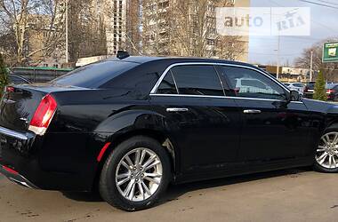 Седан Chrysler 300C 2015 в Одесі