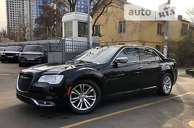 Седан Chrysler 300C 2015 в Одесі